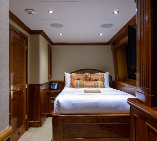 EXCELLENCE Captains Quarters Head Luxury Yacht Browser by
